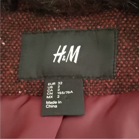 H&M jacket with faux fur size 2. - Picture 3 of 5